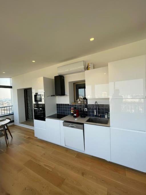 Penthouse / 2 Bedrooms In City Center Of Анже Экстерьер фото