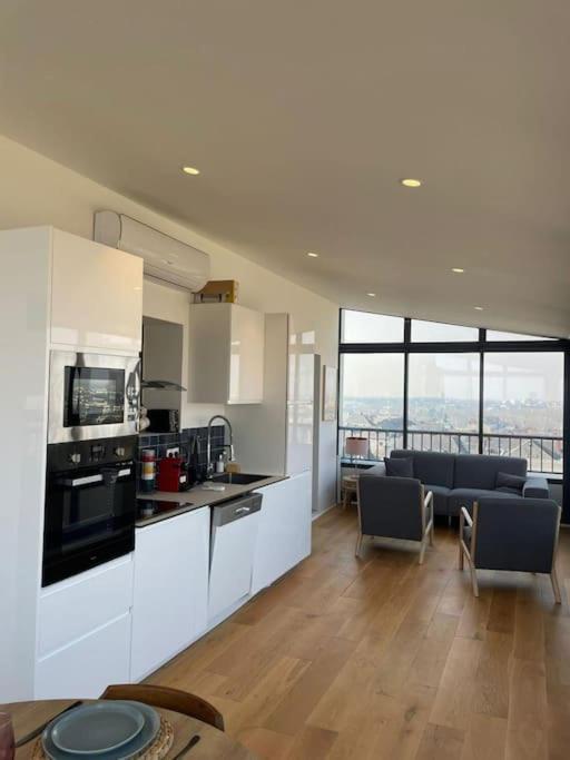 Penthouse / 2 Bedrooms In City Center Of Анже Экстерьер фото