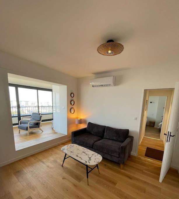 Penthouse / 2 Bedrooms In City Center Of Анже Экстерьер фото